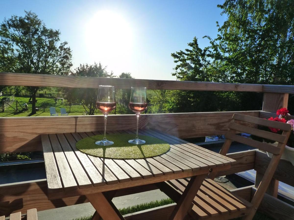 Entre Monts Et Collines B&B Et Spa En Option ภายนอก รูปภาพ