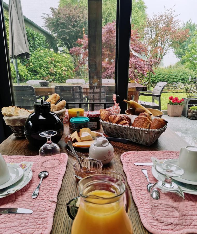 Entre Monts Et Collines B&B Et Spa En Option ภายนอก รูปภาพ