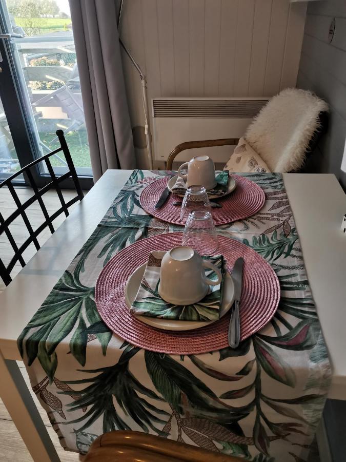 Entre Monts Et Collines B&B Et Spa En Option ภายนอก รูปภาพ