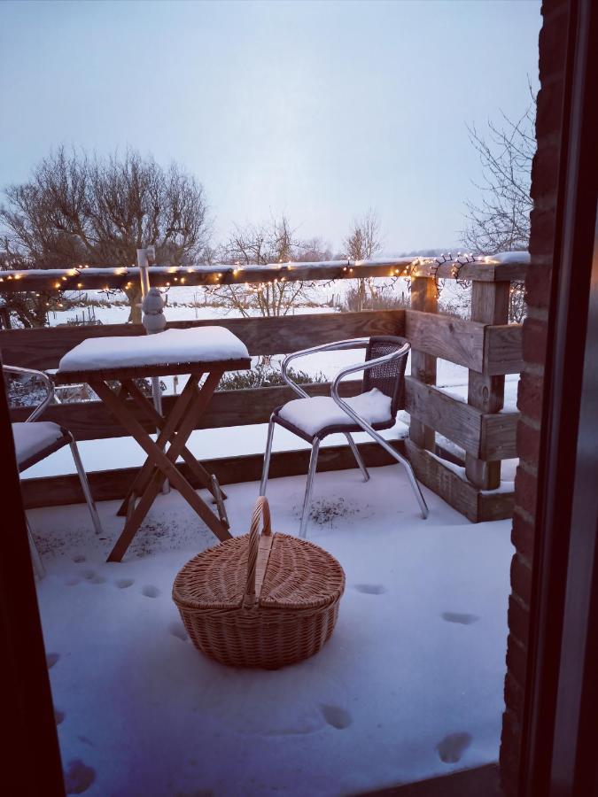 Entre Monts Et Collines B&B Et Spa En Option ภายนอก รูปภาพ